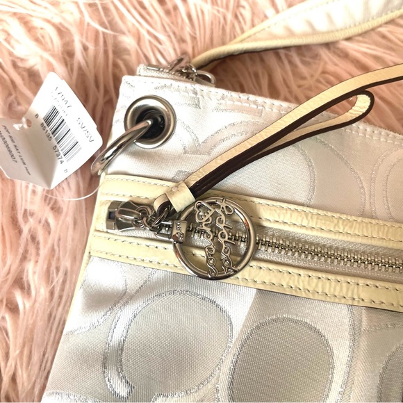 COACH  Poppy Crossbody Purse - Picture 3 of 5